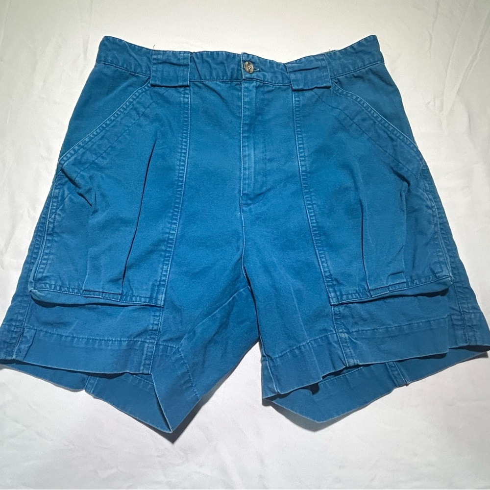 Vintage Columbia Sportswear Blue Shorts - Men’s 32 , 5.5”inseam - Large Pockets